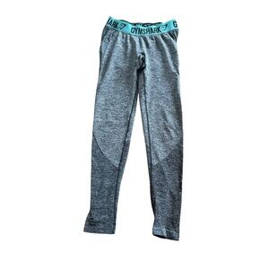 [Gymshark] Gray Leggings with Blue Waistband